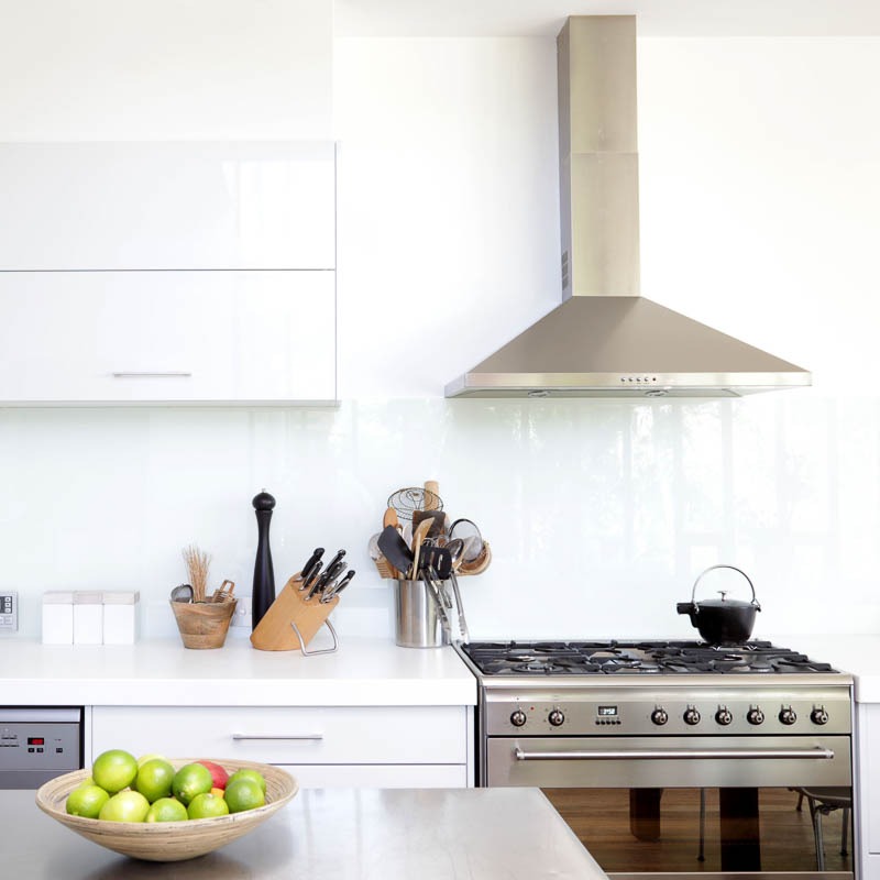 Contemporary white and stainless steel new kitchen
