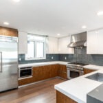 612 Lincoln Blvd #2-8